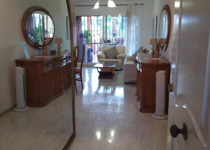 Casa Merlin Апартаменти Марбелья